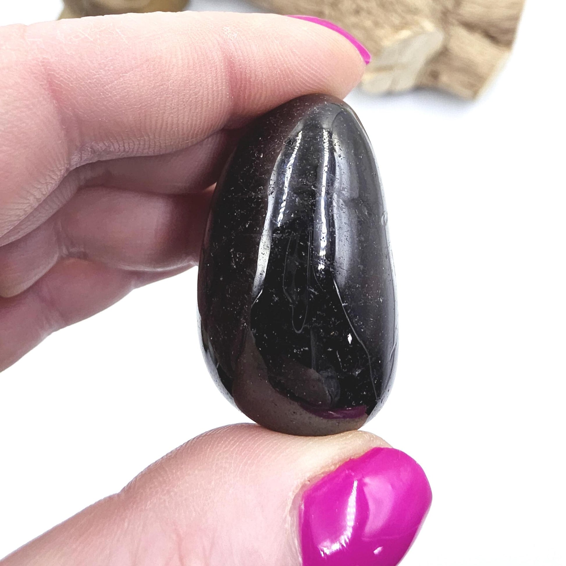 Garnet Palm Stone - Passion, Strength & Grounding Crystal, 70g