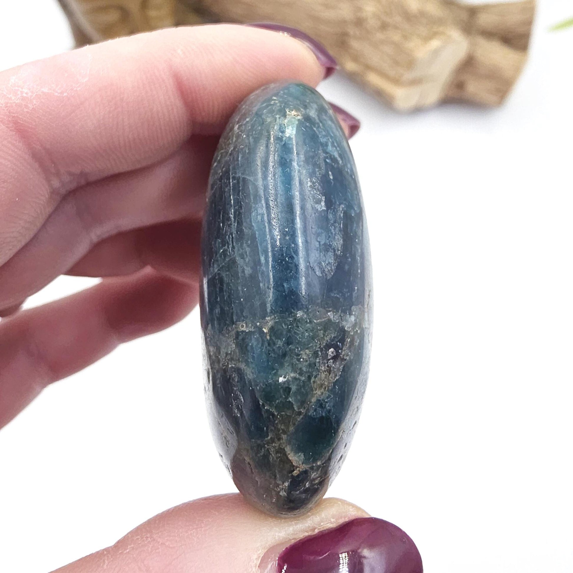 Blue Apatite Palm Stone - Motivation & Focus Healing Crystal - 90g