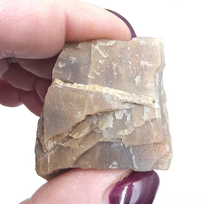 Raw Skeletal Moonstone Specimen – Intuition, Feminine Energy & Lunar Wisdom Crystal, 35g