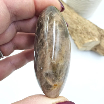 Black Moonstone Palm Stone – Intuition, Emotional Balance & Protective Grounding Crystal, 75g