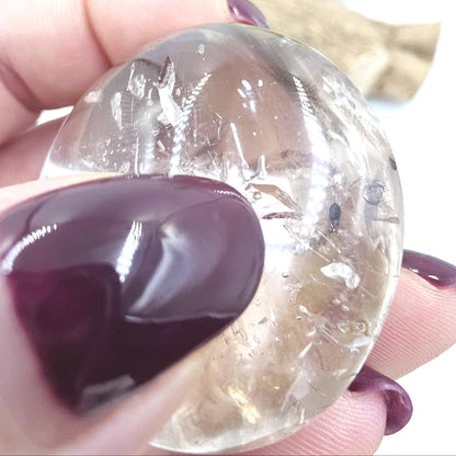 High Grade Enhydro Clear Quartz Palm Stone – 3 Moving Water Bubbles, Natural Rainbows & Amplifying Energy Crystal, 85g