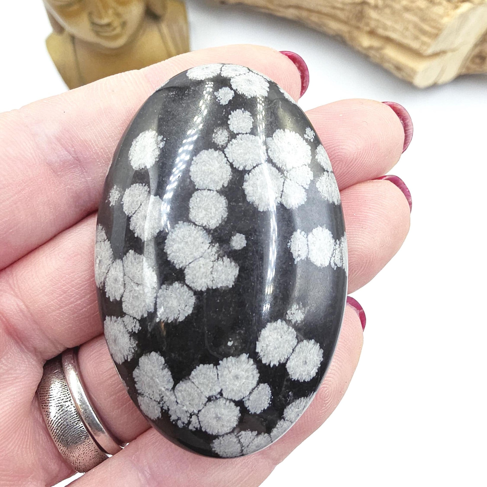 Snowflake Obsidian Palm Stone – Grounding, Protection & Emotional Balance Crystal, 40g