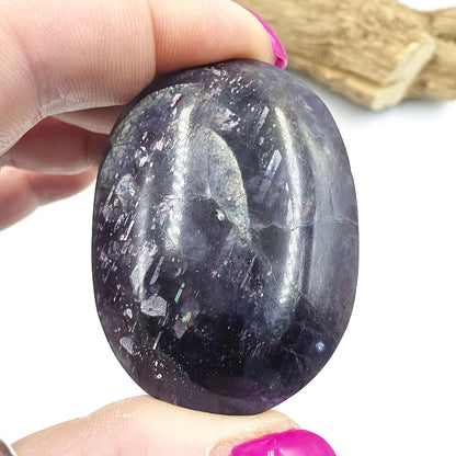 Cordierite (Iolite) Palm Stone – Intuition, Insight & Third Eye Chakra Crystal, 50g