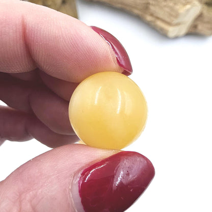 Yellow Calcite Mini Spheres – Confidence, Clarity & Solar Plexus Chakra Crystal, 20mm