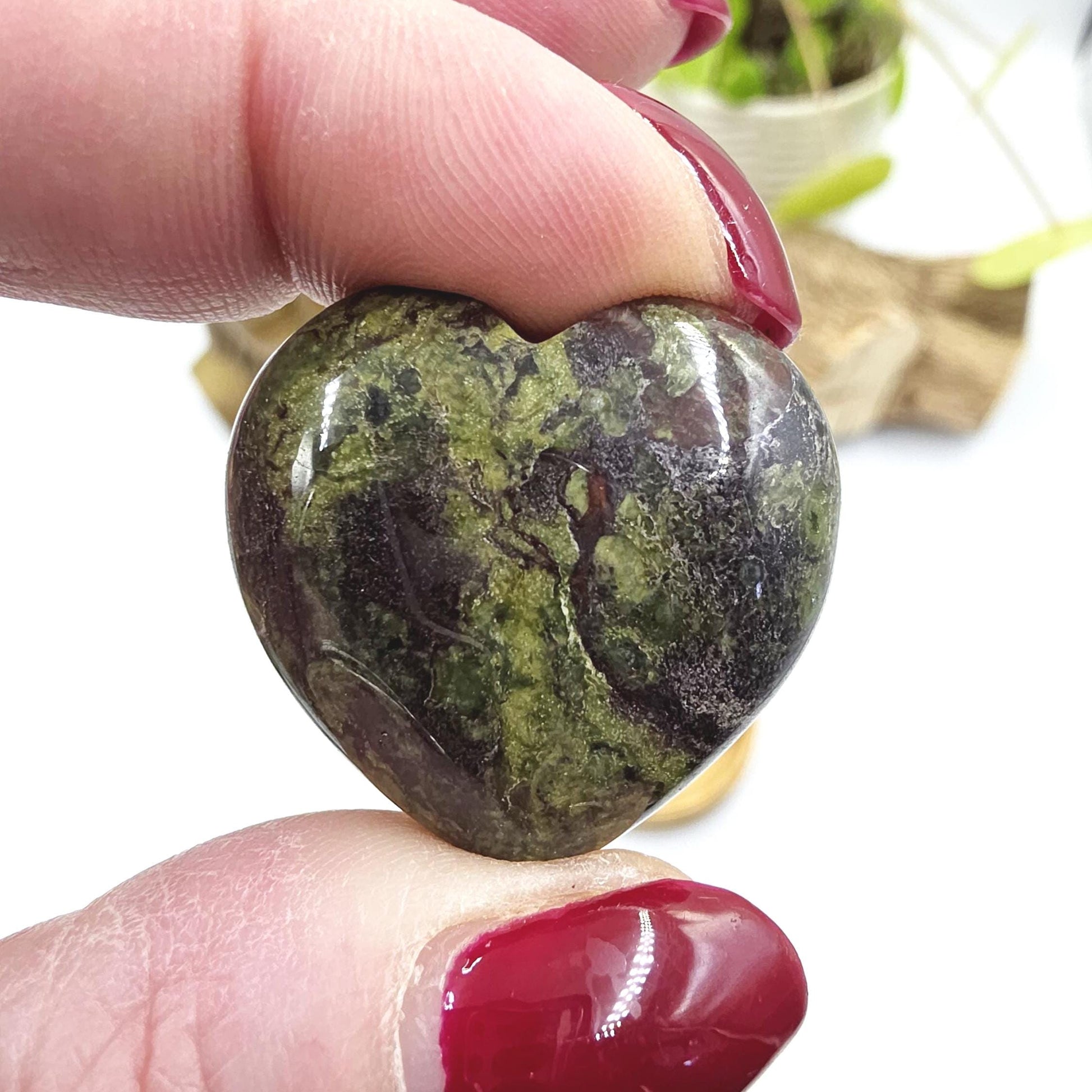 Dragon’s Blood Crystal Hearts – Strength, Courage & Heart Chakra Crystal, 30mm