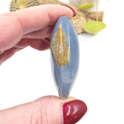 Blue Onyx Palm Stone – Calm, Strength & Throat Chakra Energy Crystal, 70g