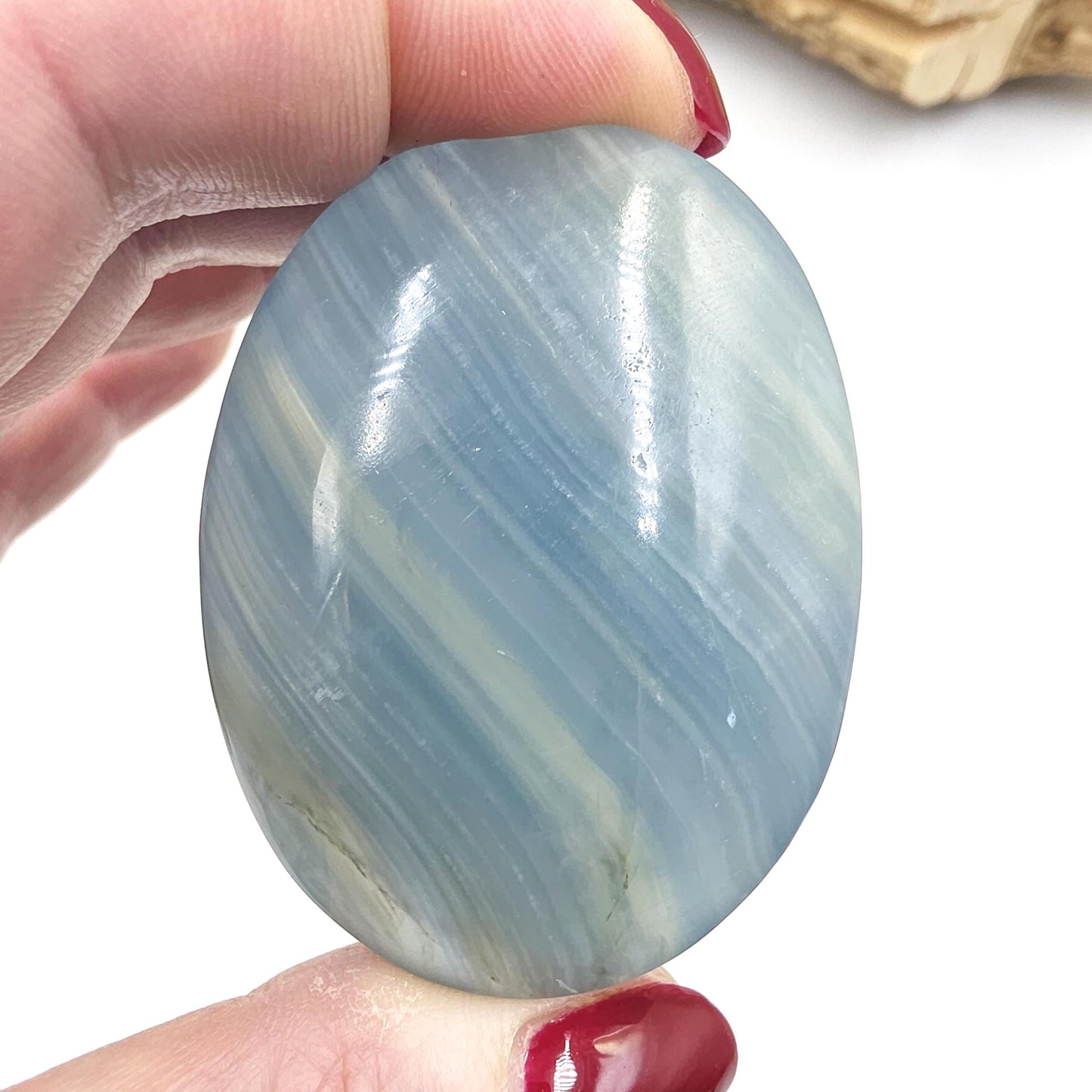 Blue Onyx Palm Stone – Calm, Strength & Throat Chakra Energy Crystal, 85g