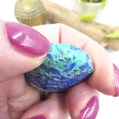Little Rare Azurite Palm Stone - Intuition & Spiritual Insight Third Eye Chakra Crystal - 30g