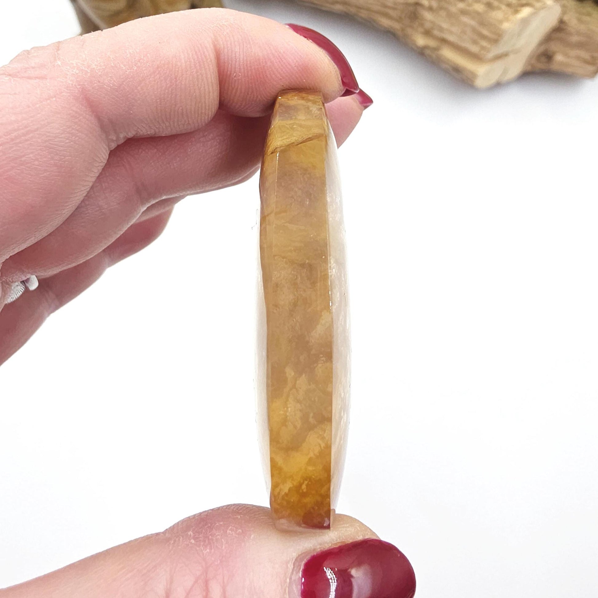 Golden Healer Palm Stone – Deep Healing & Spiritual Balance Crystal, 75g