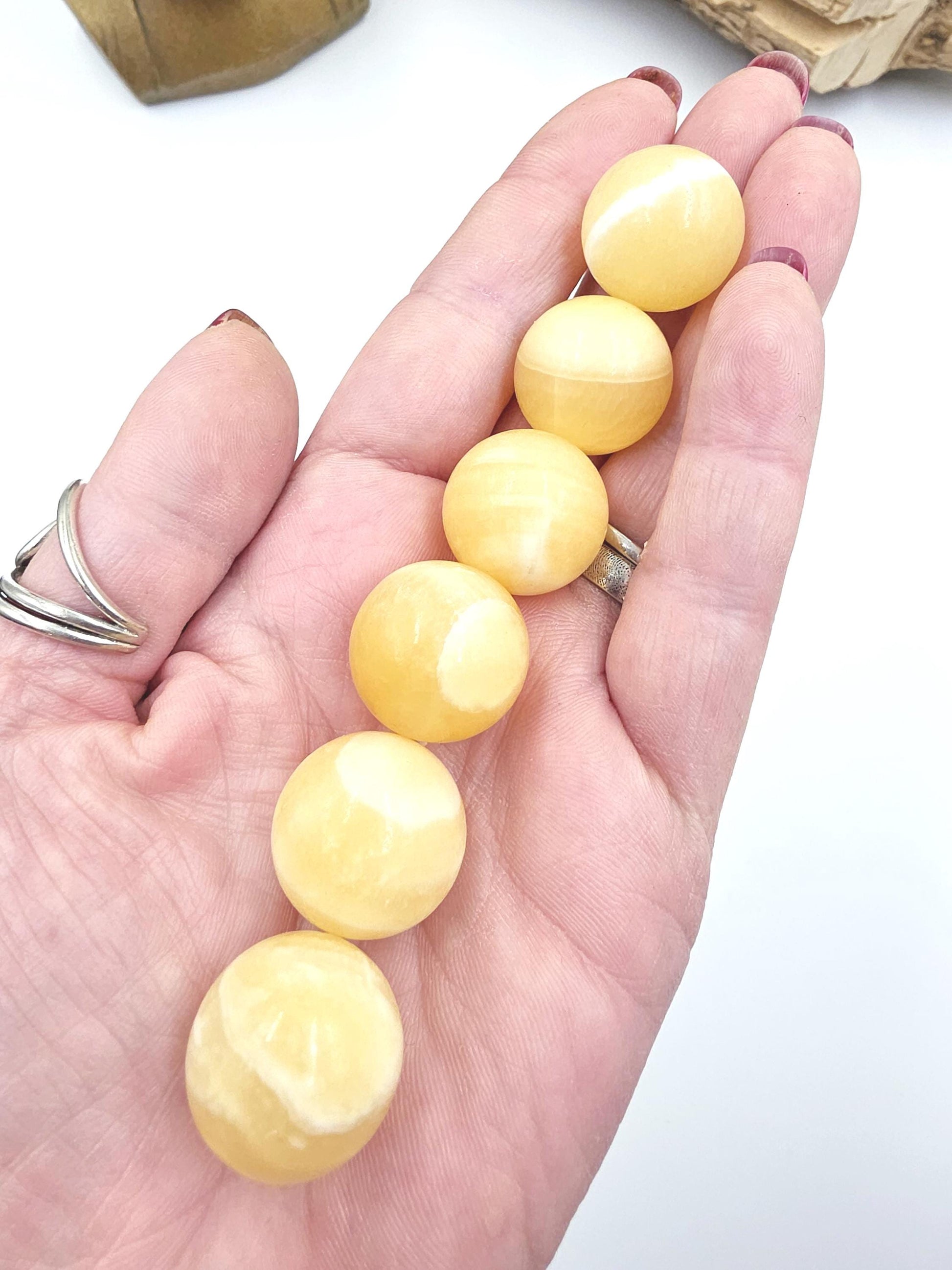 Yellow Calcite Mini Spheres – Confidence, Clarity & Solar Plexus Chakra Crystal, 20mm