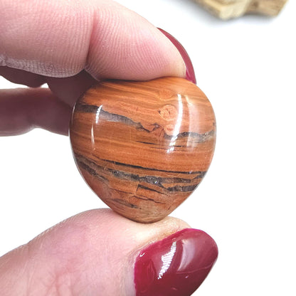 Red Jasper Crystal Hearts – Strength, Grounding & Root Chakra Crystal, 30mm