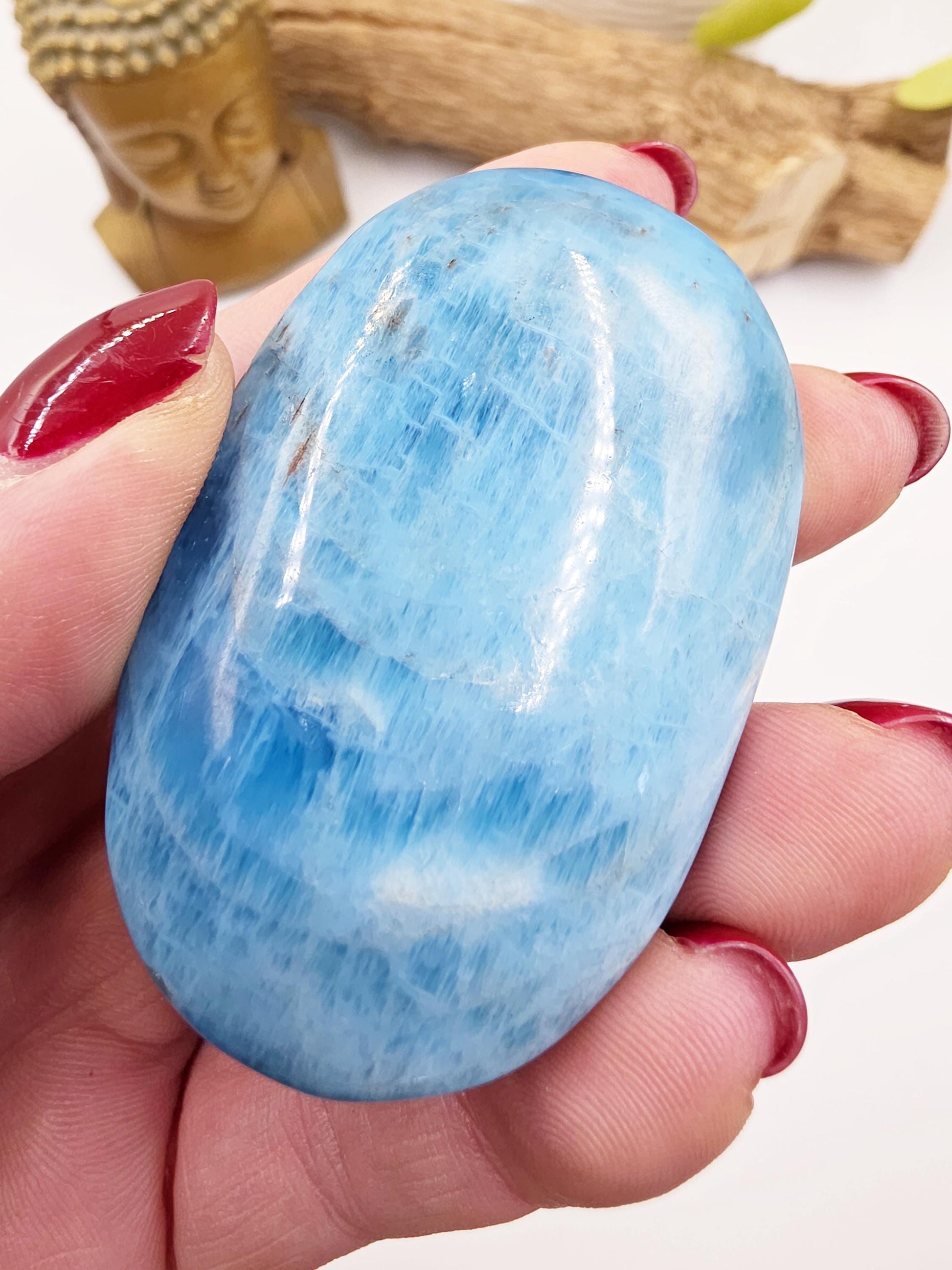 High Grade Blue Apatite Palm Stone - Motivation & Focus Healing Crystal - 105g