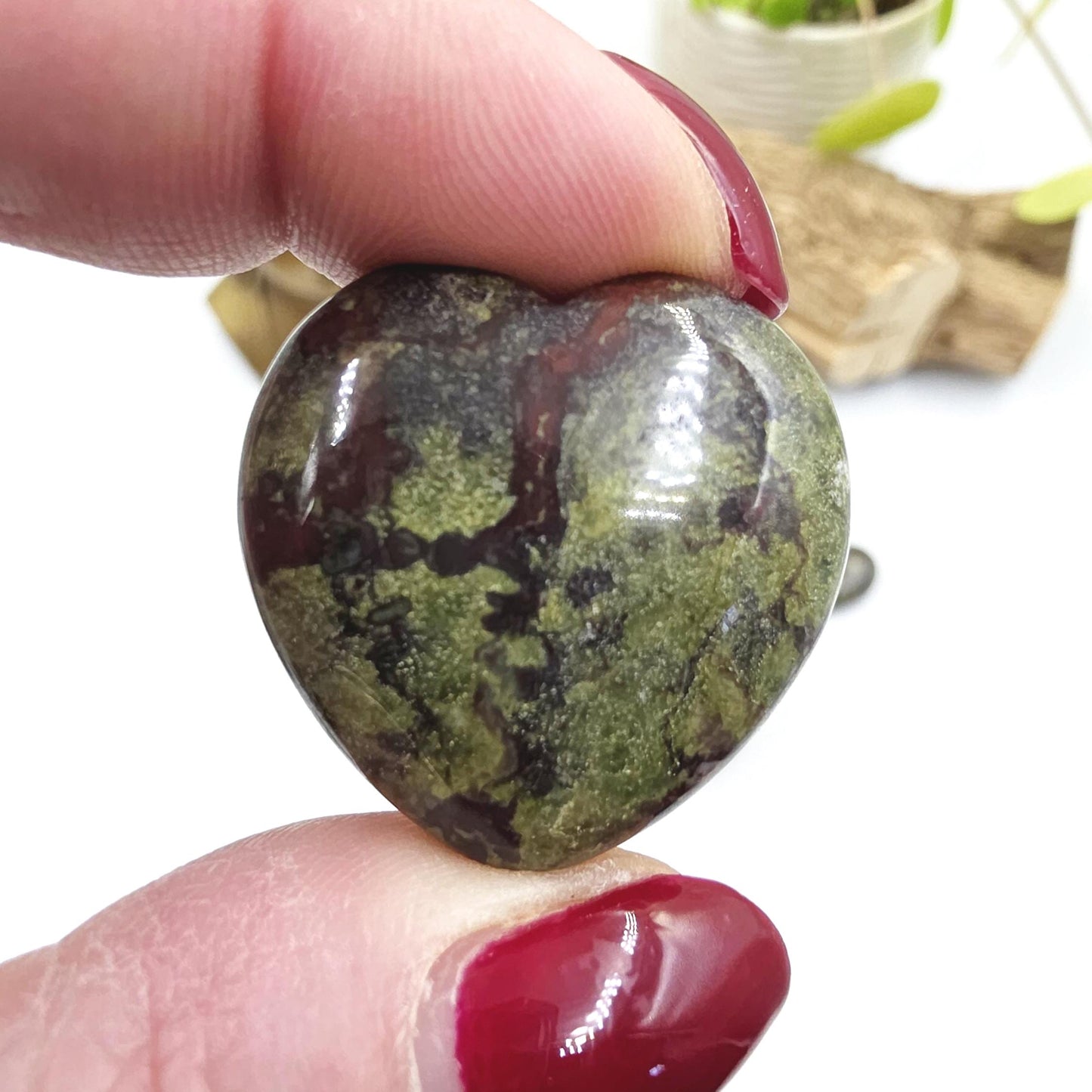 Dragon’s Blood Crystal Hearts – Strength, Courage & Heart Chakra Crystal, 30mm
