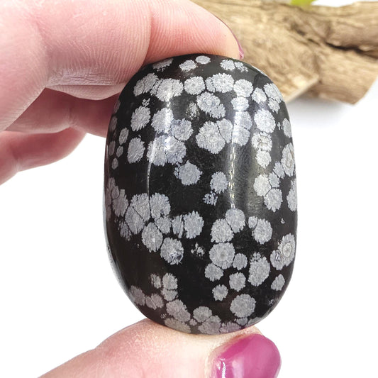Snowflake Obsidian Palm Stone – Grounding, Protection & Emotional Balance Crystal, 50g
