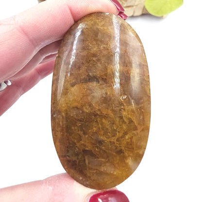 Golden Healer Palm Stone – Deep Healing & Spiritual Balance Crystal, 95g
