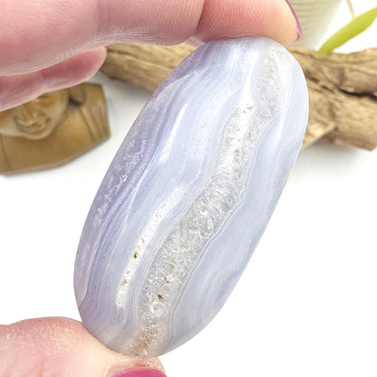 Blue Lace Agate Palm Stone – Calm, Communication & Throat Chakra Crystal, 60g