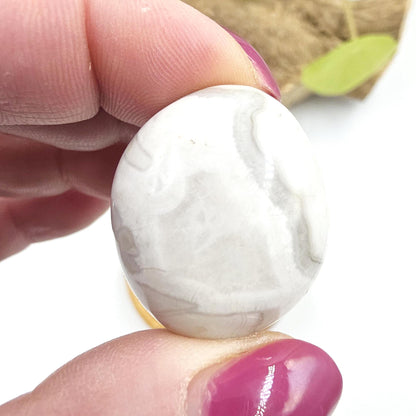 White Agate Tumble Stones – Calm, Emotional Balance & Healing Crystal, 2-3cm
