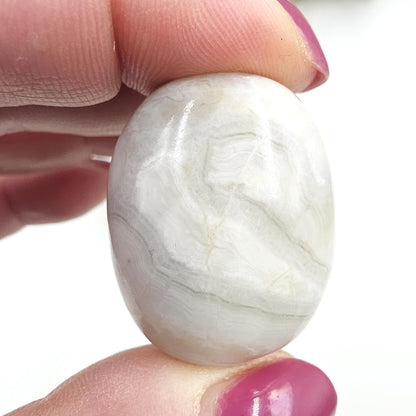 White Agate Tumble Stones – Calm, Emotional Balance & Healing Crystal, 2-3cm