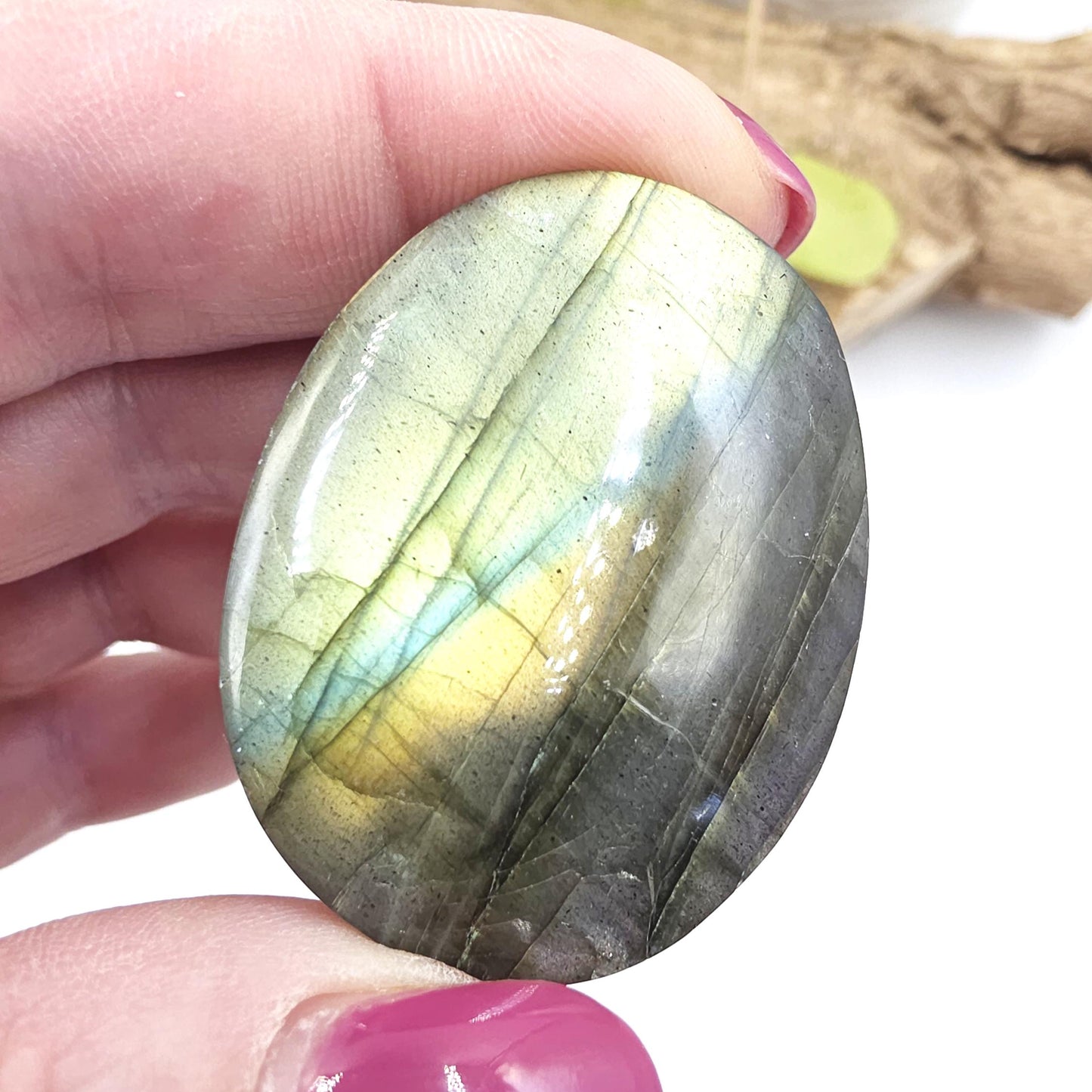 Little Labradorite Palm Stone – Protection, Intuition & Transformation Crystal, 30g