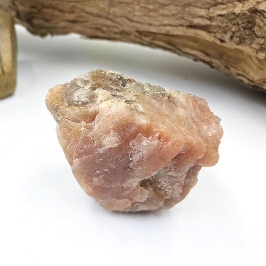 Raw Sunstone Specimen – Joy, Confidence & Sacral Chakra Crystal, 50g