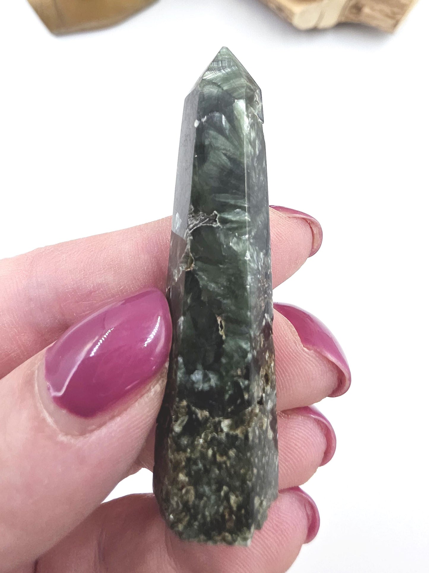 Seraphinite Tower – Healing, Spiritual Connection & Heart Chakra Crystal, 6cm