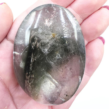 Unique Garden Quartz (Lodolite) Palm Stone – Manifestation, Clarity & Inner Journey Healing Crystal, 100g