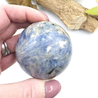 Flashy Kyanite Sphere – Alignment, Clarity & Throat Chakra Crystal, 56mm
