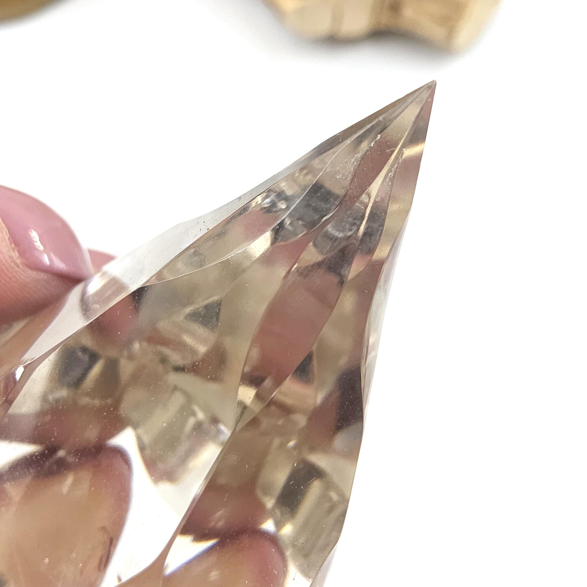 Faceted Clear Quartz Diamond – Energy Amplification, Clarity & Healing Crystal, 125g