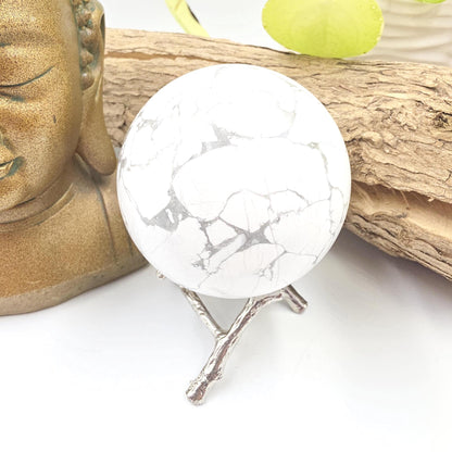 Howlite Sphere – Calm, Stress Relief & Peaceful Sleep Crystal Ball, 67mm