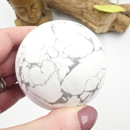 Howlite Sphere – Calm, Stress Relief & Peaceful Sleep Crystal Ball, 67mm