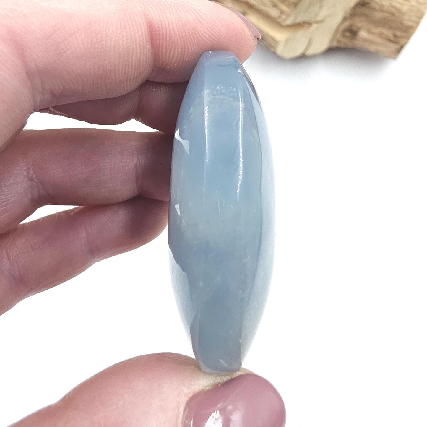 Blue Onyx Palm Stone – Calm, Strength & Throat Chakra Energy Crystal, 45g