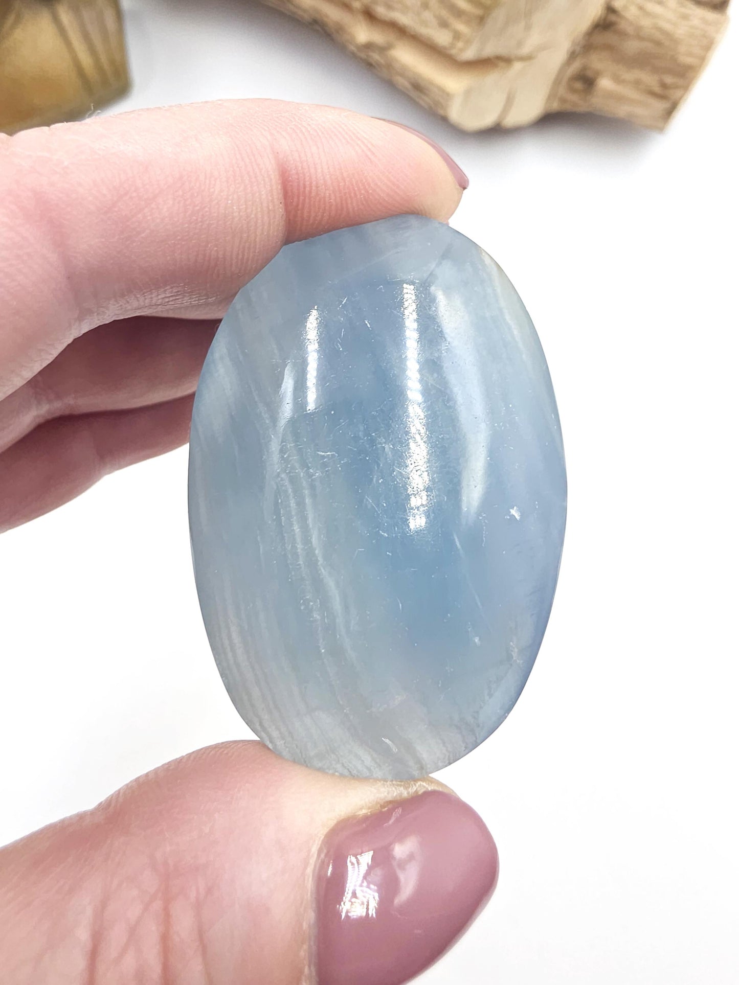 Blue Onyx Palm Stone – Calm, Strength & Throat Chakra Energy Crystal, 45g