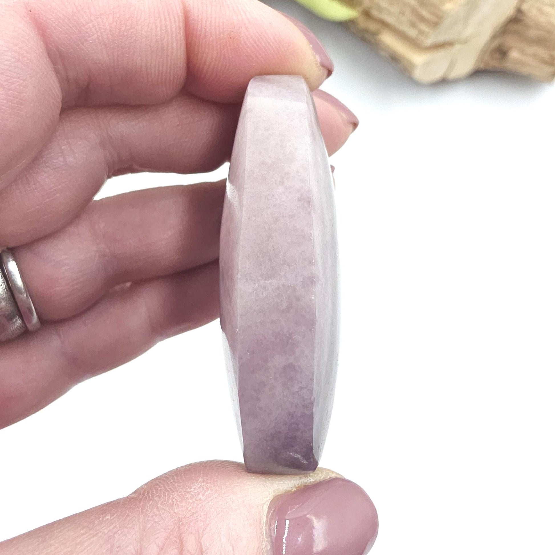 Silk Fluorite Palm Stone – Clarity, Calm & Soothing Flow Energy Crystal, 70g