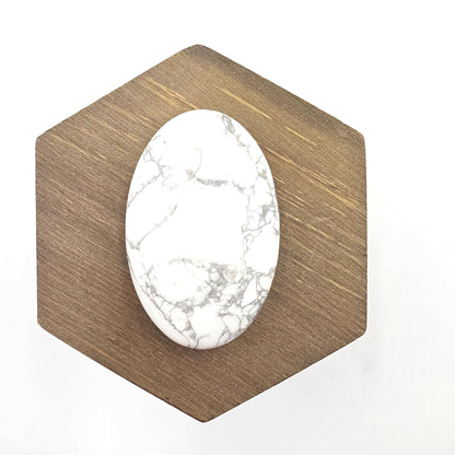 Howlite Palm Stone - Calming, Patience & Peaceful Sleep Healing Crystal, 45g