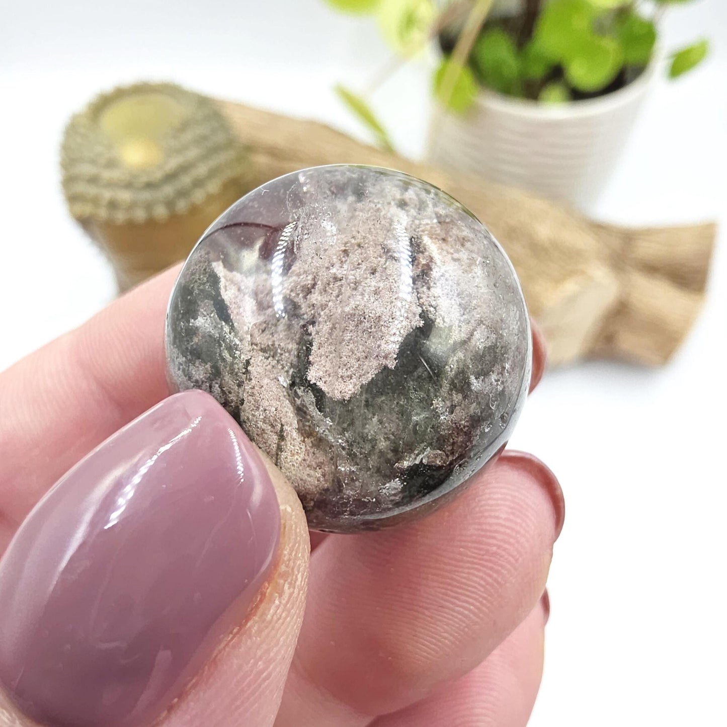 High Grade Garden Quartz (Lodolite) Sphere – Manifestation, Earth Wisdom & Rainbow Energy Crystal, 25mm