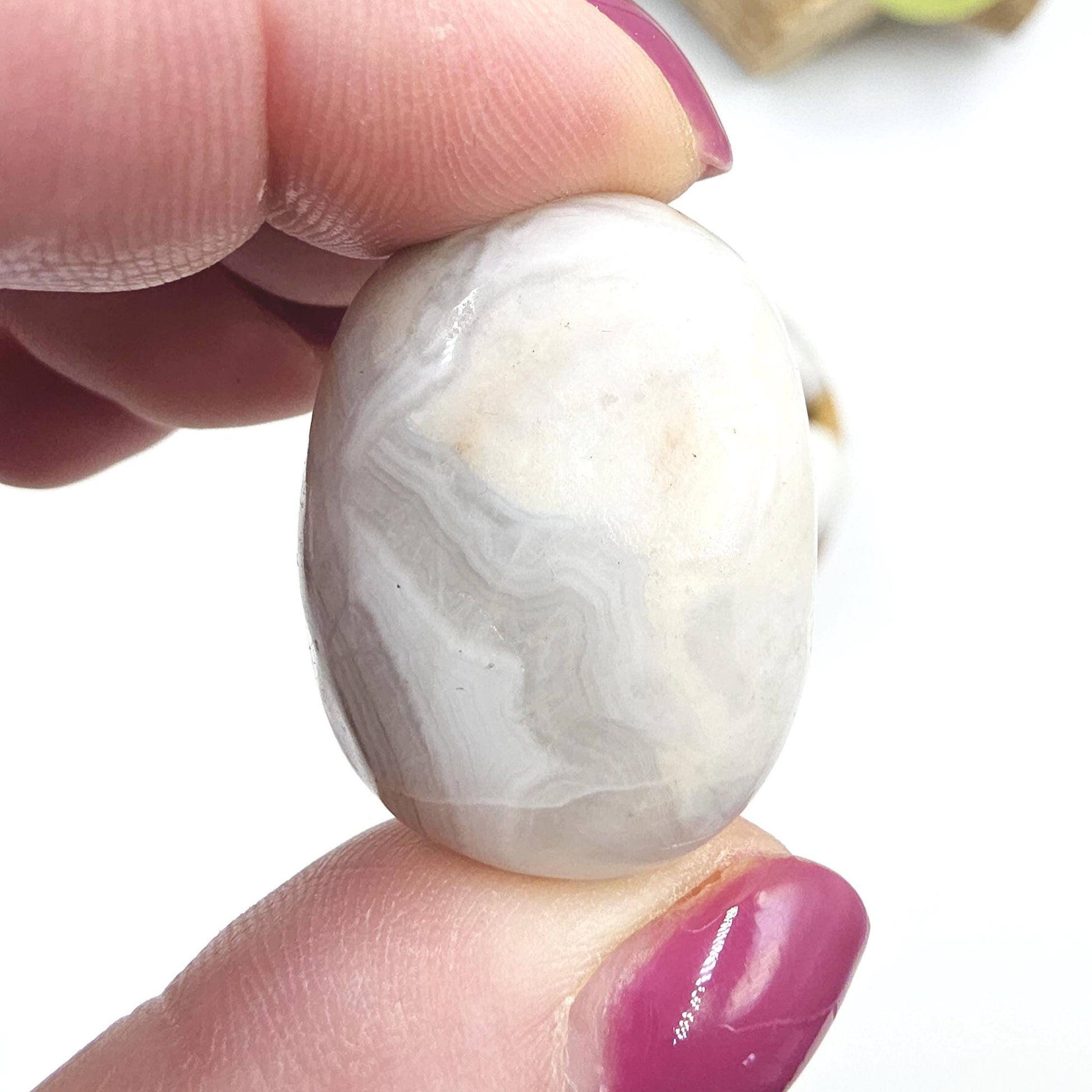 White Agate Tumble Stones – Calm, Emotional Balance & Healing Crystal, 2-3cm