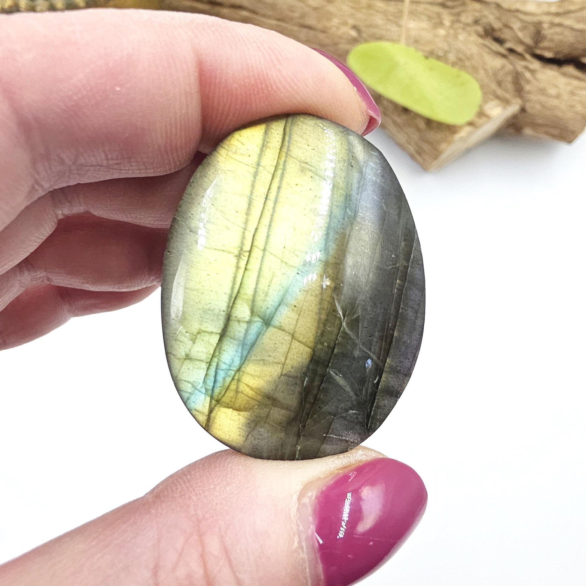 Little Labradorite Palm Stone – Protection, Intuition & Transformation Crystal, 30g