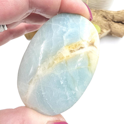 Caribbean Calcite Palm Stone – Calm, Intuition & Soothing Energy Crystal, 55g