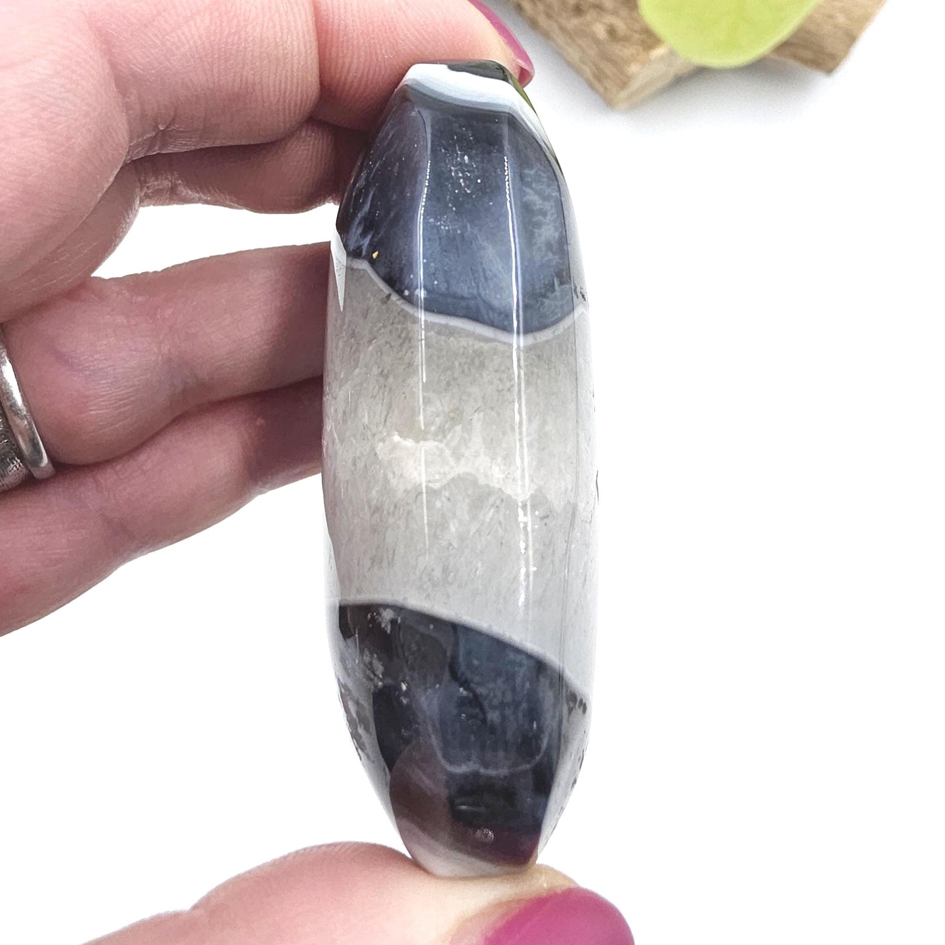 Banded Black Agate Palm Stone – Protection, Stability & Grounding Support Crystal, 95g