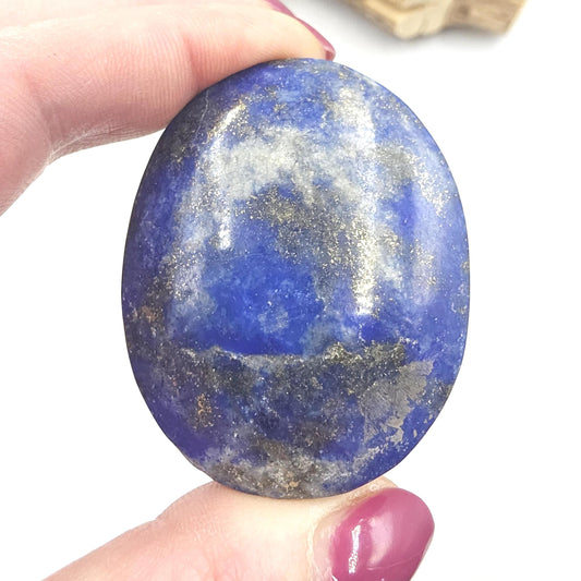 Lapis Lazuli Palm Stone – Wisdom, Communication & Third Eye Chakra Crystal, 80g