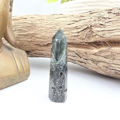 Seraphinite Tower – Healing, Spiritual Connection & Heart Chakra Crystal, 6cm