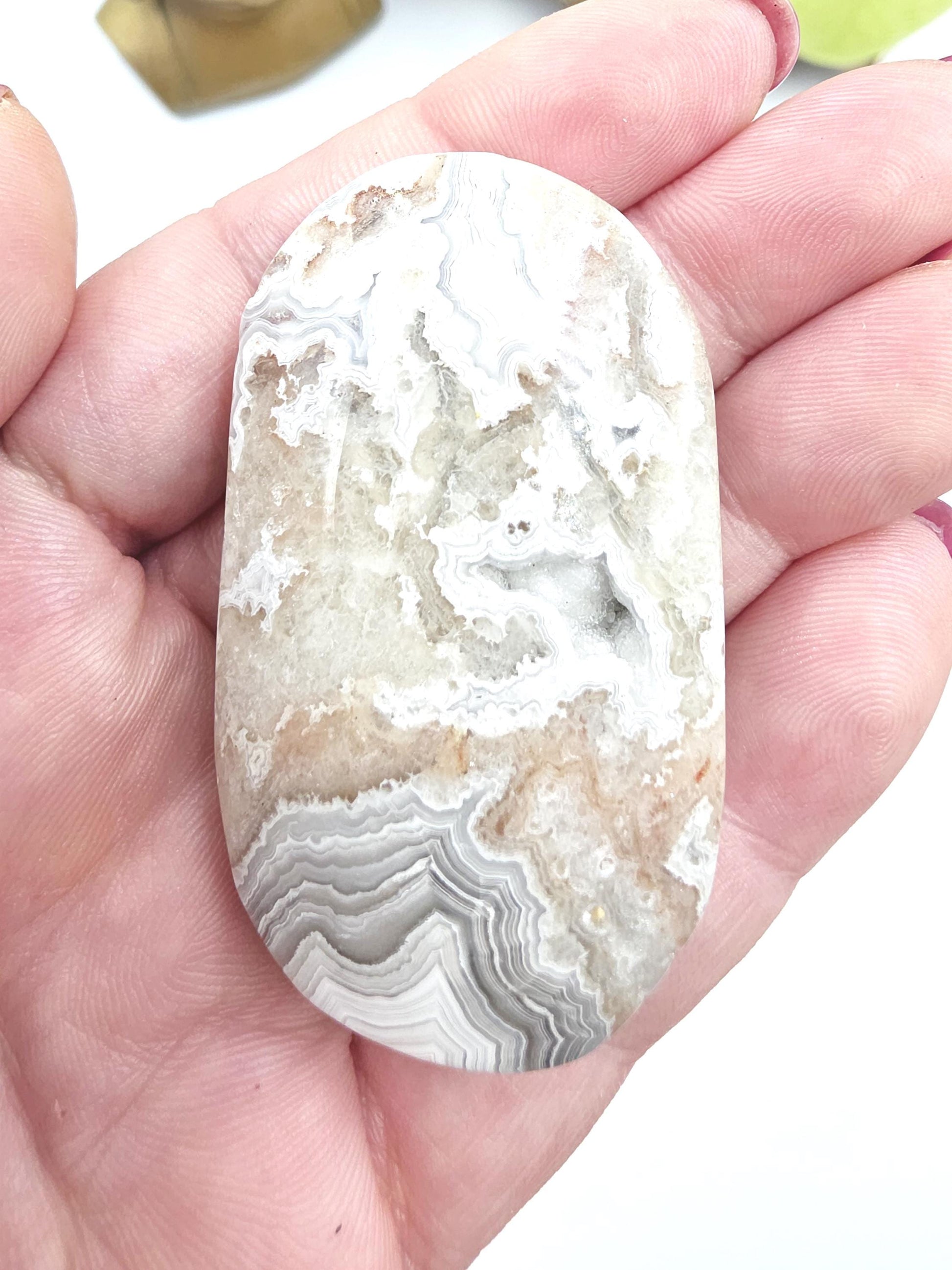 Sparkly Mexican Crazy Lace Agate Palm Stone - Joy, Positivity & Protection Healing Crystal, 90g