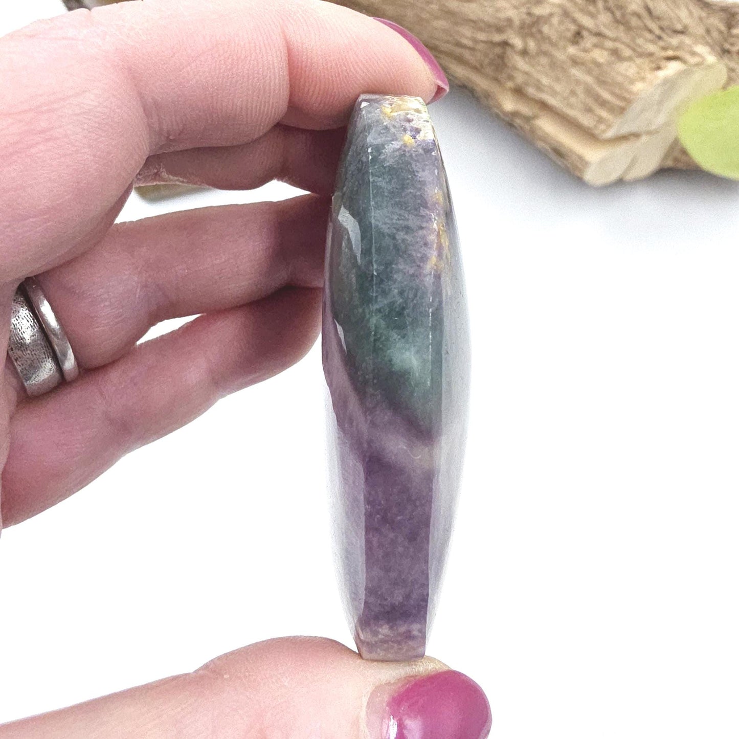 Silk Fluorite Palm Stone – Clarity, Calm & Soothing Flow Energy Crystal, 105g