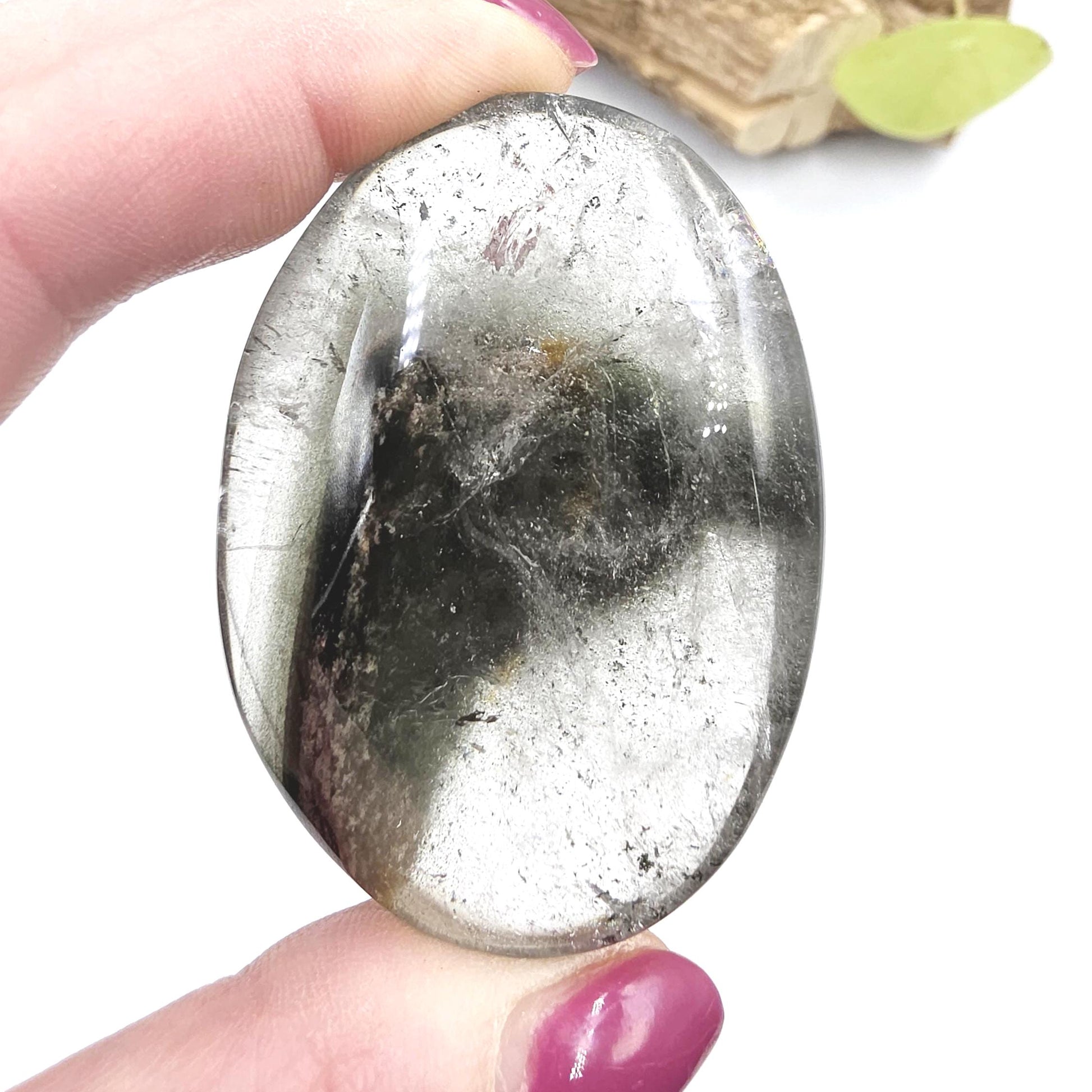 Unique Garden Quartz (Lodolite) Palm Stone – Manifestation, Clarity & Inner Journey Healing Crystal, 100g