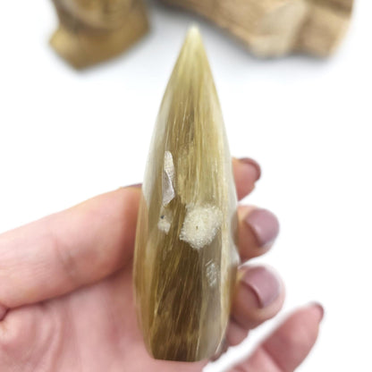Flashy Golden Mica Muscovite Freeform – Confidence, Clarity & Positive Energy Crystal, 175g