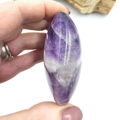 Dream Amethyst (Chevron) Palm Stone – Intuition, Calm & Spiritual Clarity Crystal, 110g