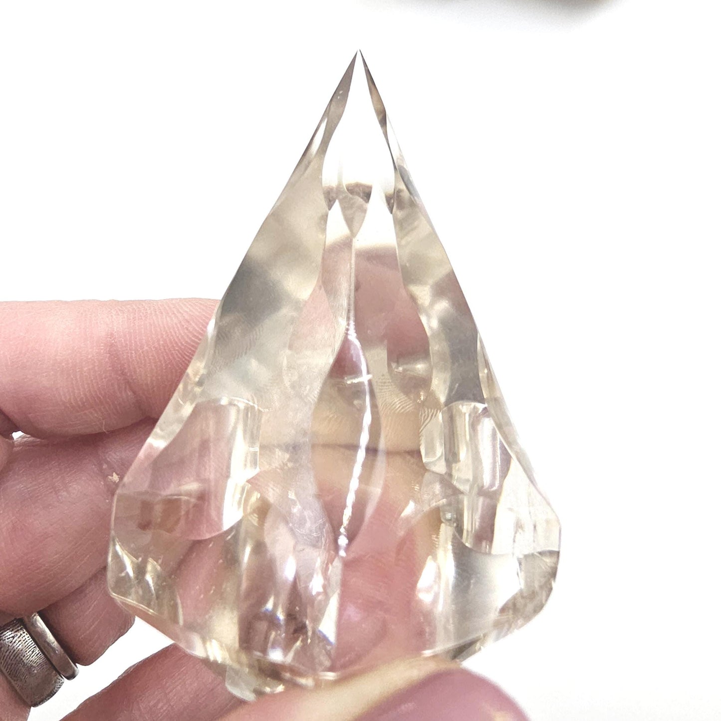Faceted Clear Quartz Diamond – Energy Amplification, Clarity & Healing Crystal, 125g