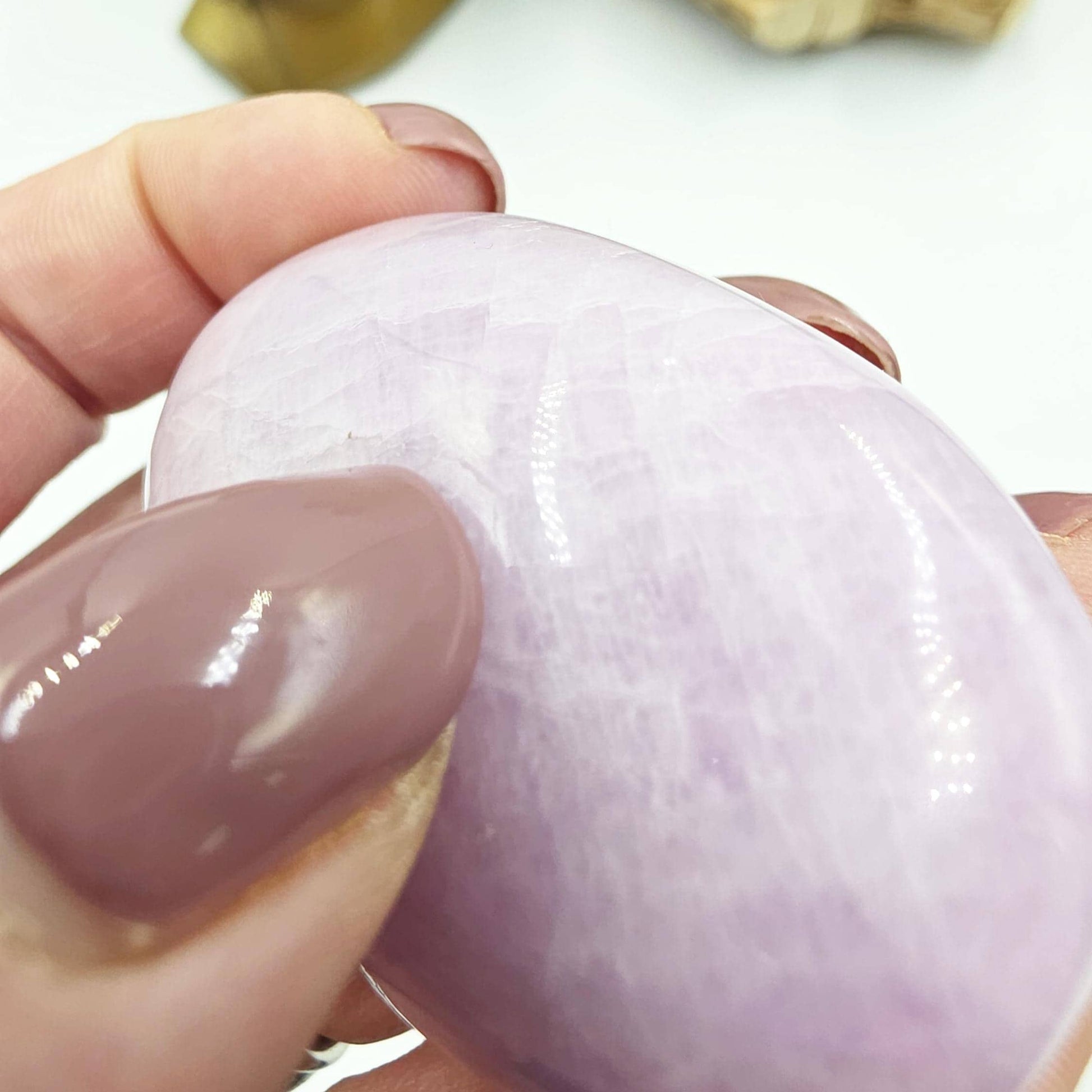 Flashy Kunzite Crystal Palm Stone - Heart Chakra & Emotional Healing Crystal, 100g