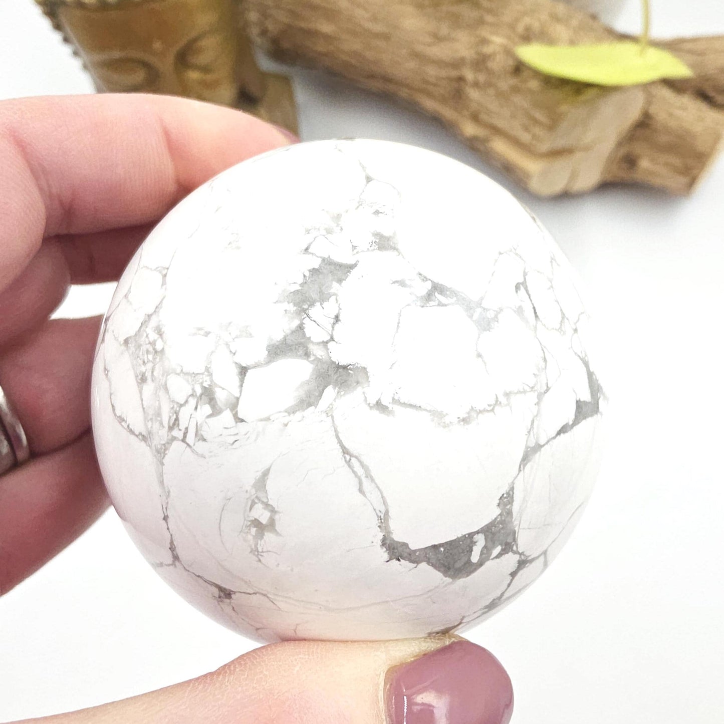Howlite Sphere – Calm, Stress Relief & Peaceful Sleep Crystal Ball, 67mm