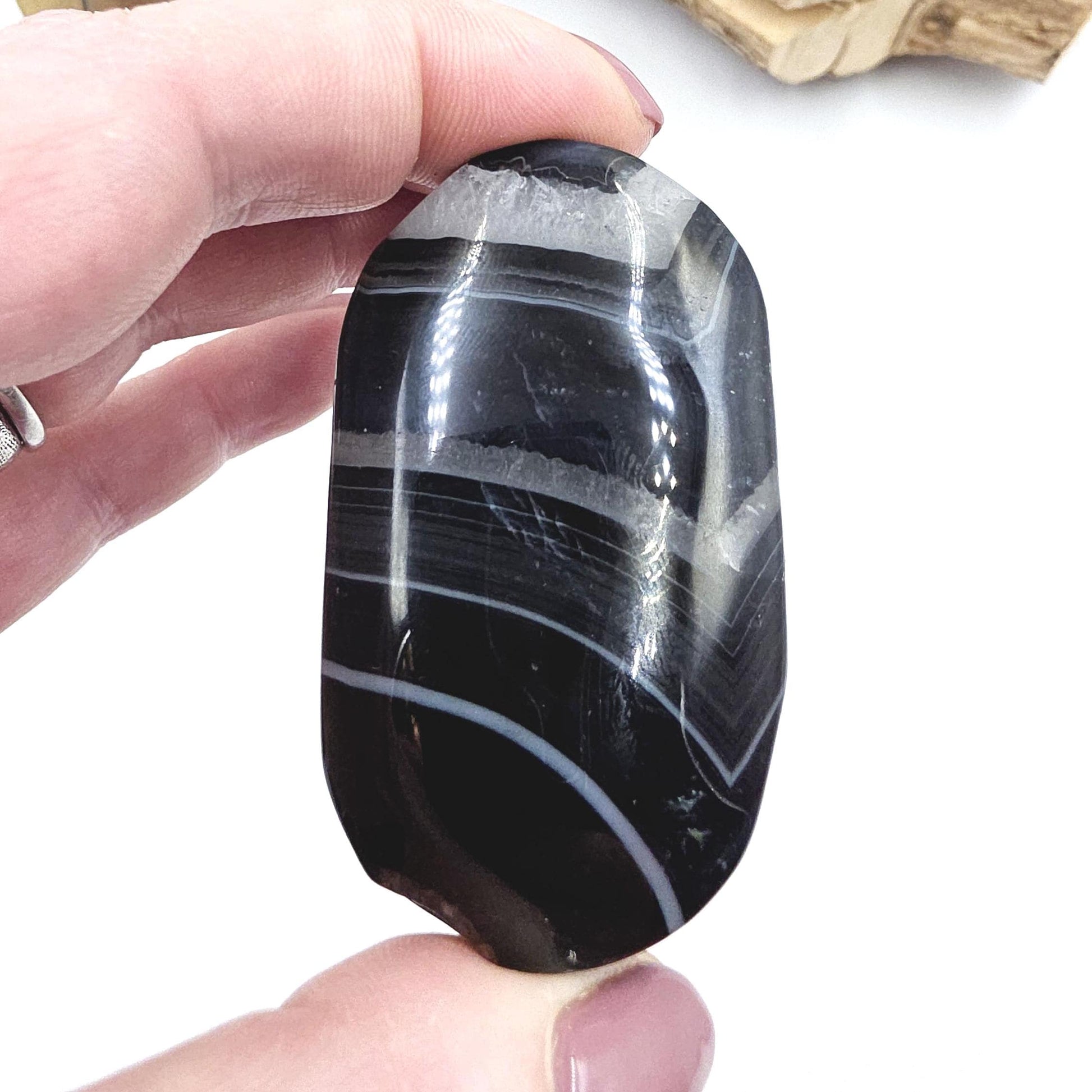Banded Black Agate Palm Stone – Protection, Stability & Grounding Support Crystal, 80g